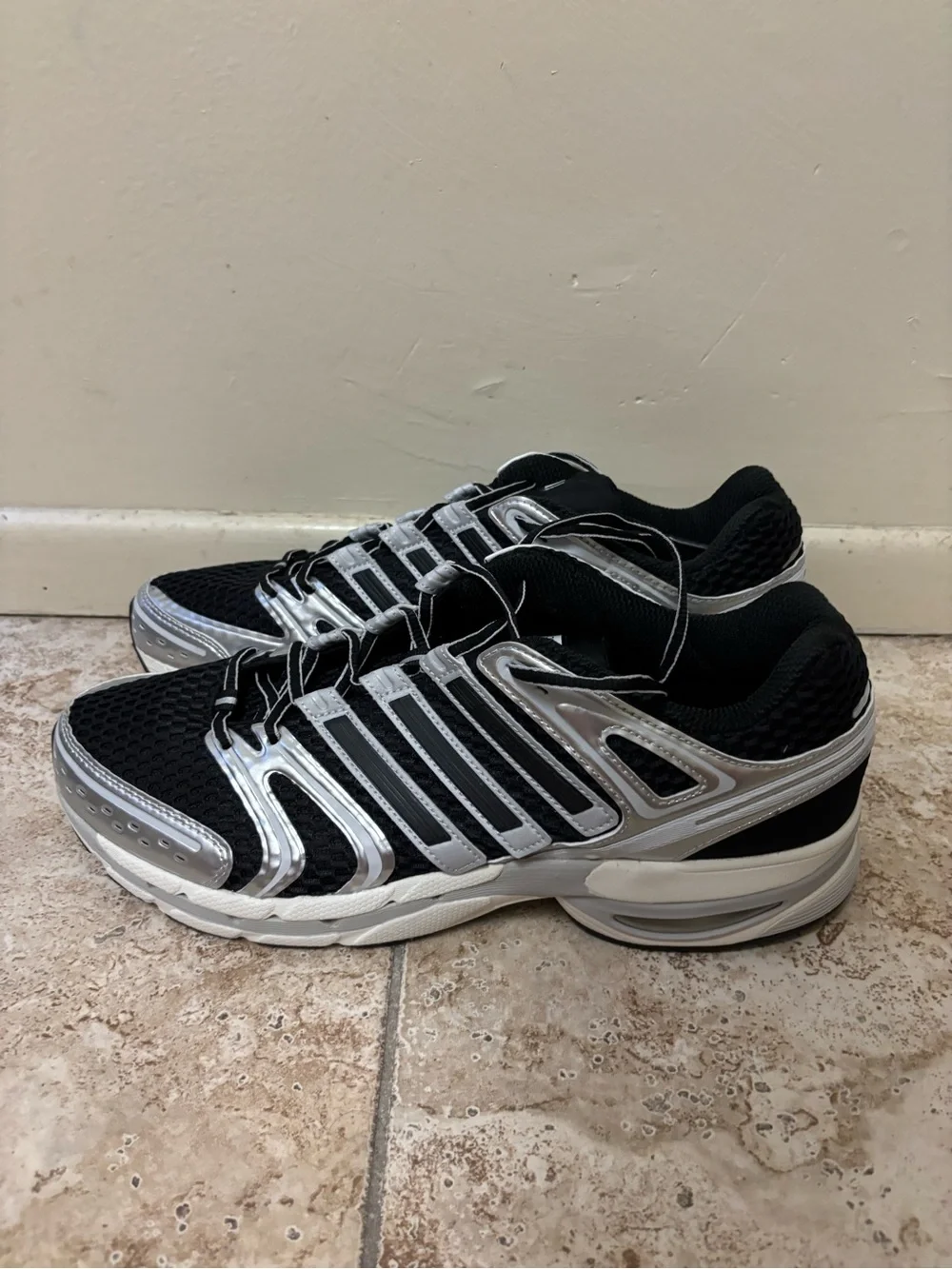 Adidas Adistar Control 5 Black Silver Metallic JQ4169 Causal Men's Size 13 - Picture 2 of 5